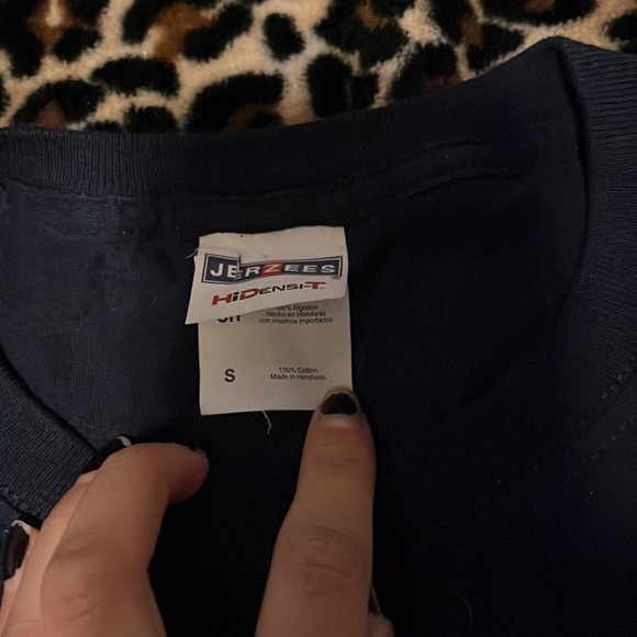 vintage Bewitched shirt - Picture 4 of 5